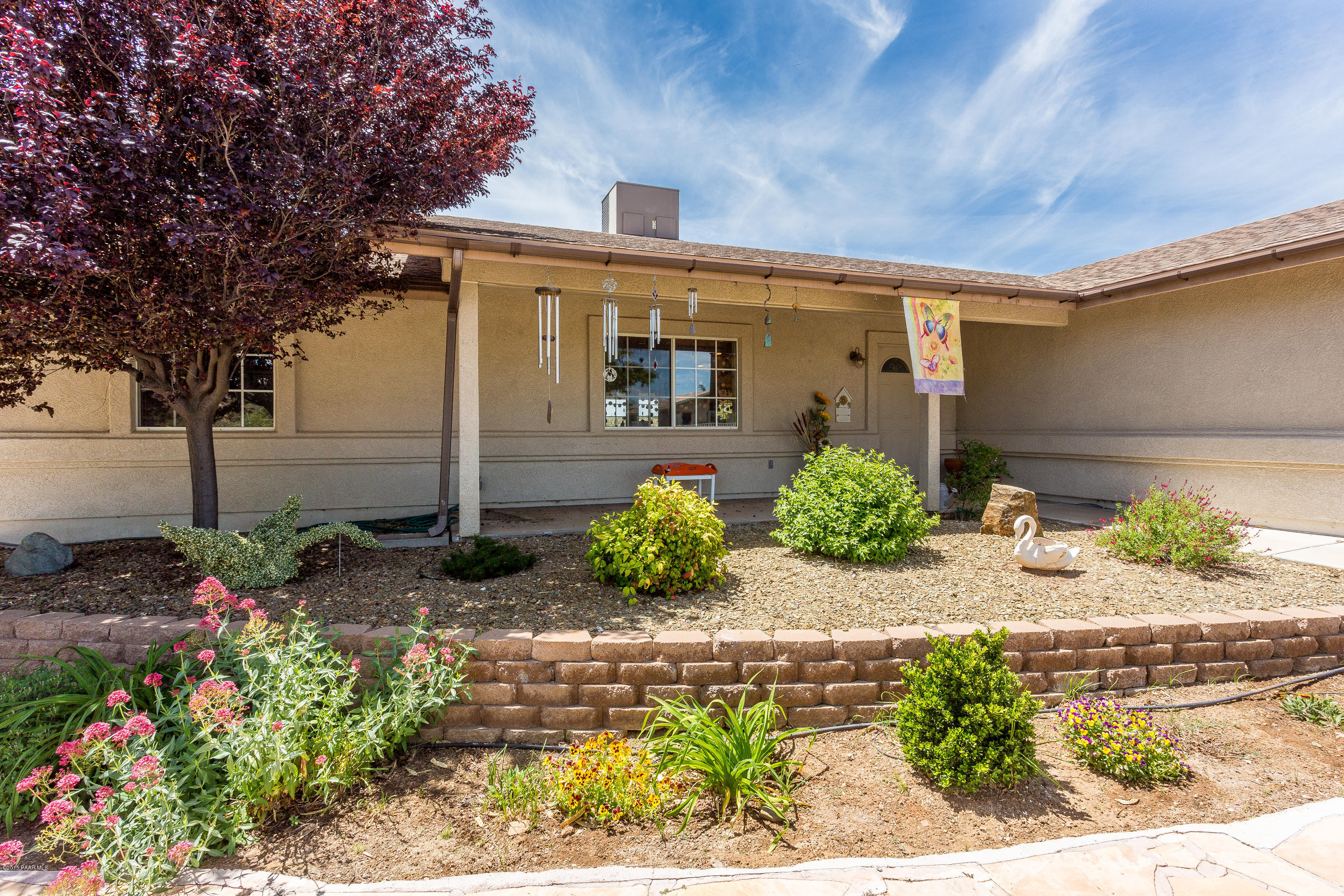 17621 East Trails End Road Mayer, AZ 86333 - Photo 4 of 27 004_Entry
