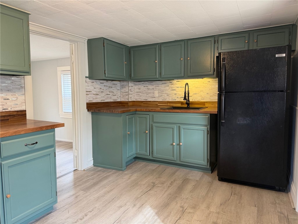 144 Hopkins Hill Road, Unit A Coventry, RI 02816 - Photo 2 of 17
