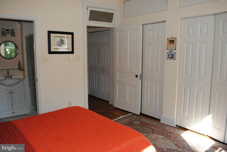 2254 Ontario Road Northwest Washington, DC 20009 - Photo 14 of 19 Bedroom (Master)