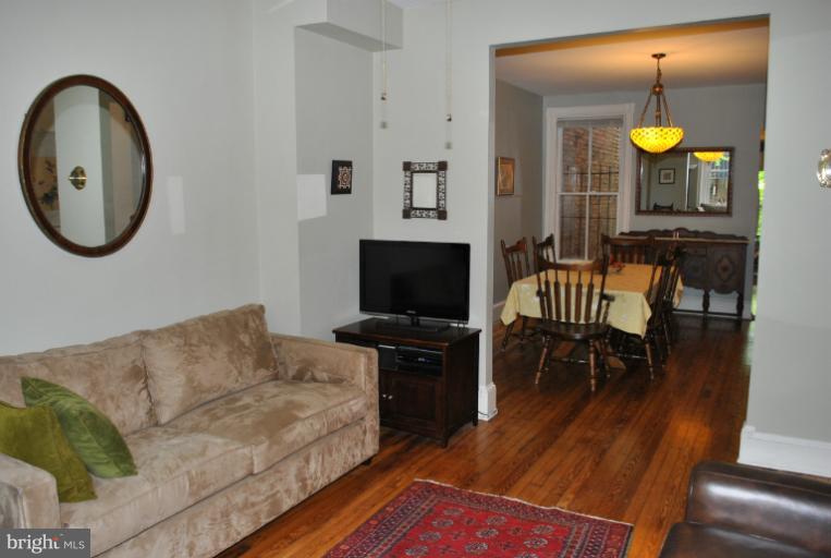 2254 Ontario Road Northwest Washington, DC 20009 - Photo 16 of 19 Living Room