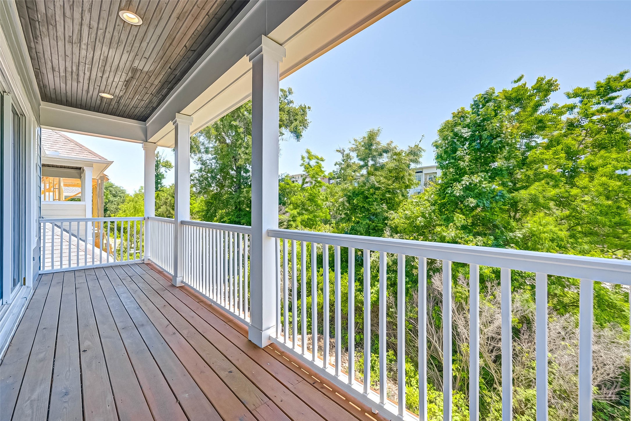 67 Thorpe Lane Spring, TX 77389 - Photo 22 of 27 a view of balcony with wooden floor