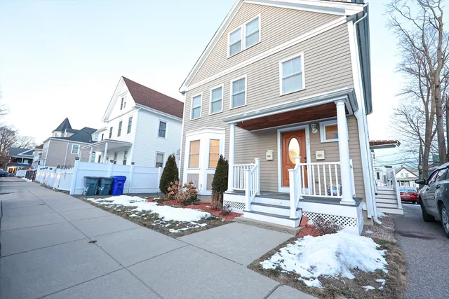 $3,100 | 35 Gleason Street, Unit 1, Boston, MA 02121