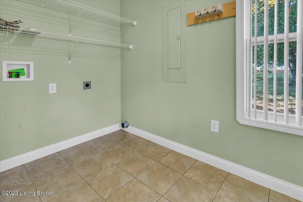 512 Burns Road Vine Grove, KY 40175 - Photo 12 of 32 17-IMG_1130