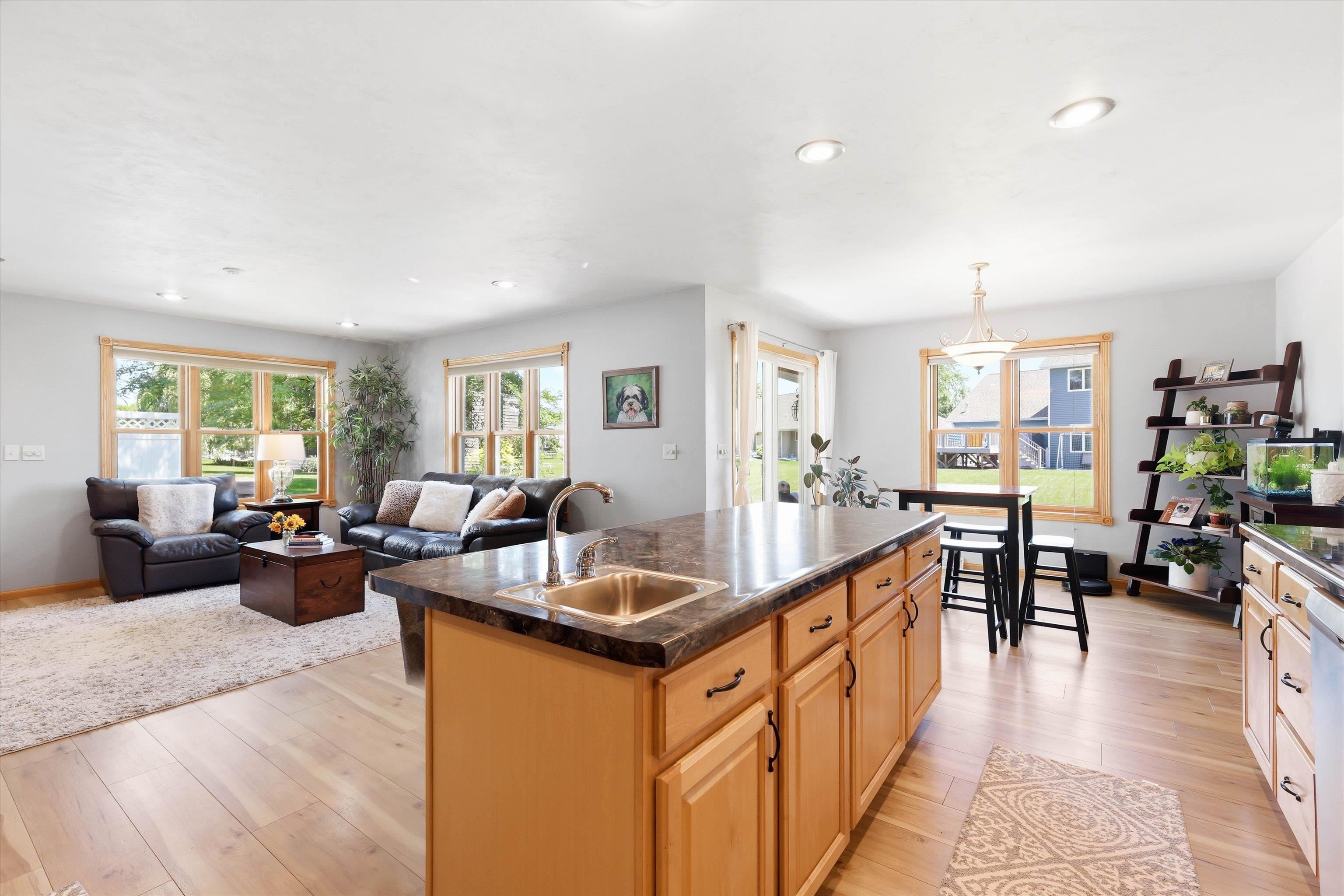 4816 North Apple Road Appleton, WI 54913 - Photo 8 of 41