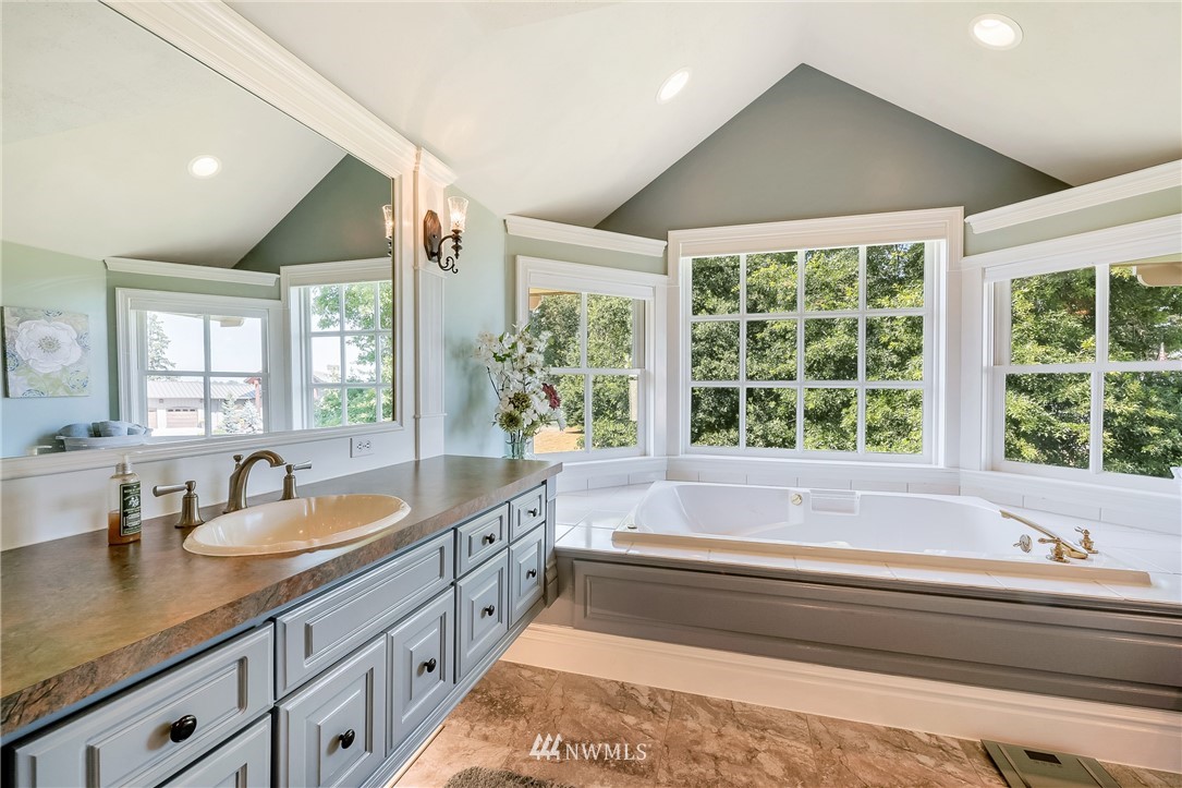 7481 Huisman Road Lynden, WA 98264 - Photo 17 of 30 Gallery Image 17