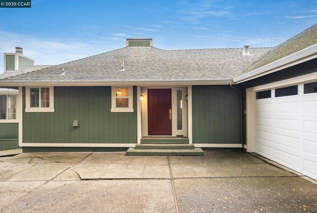 $1,095,000 | 1 Harris Hill Drive, Novato, CA 94947