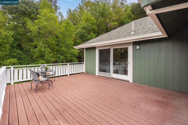 $1,095,000 | 1 Harris Hill Drive, Novato, CA 94947