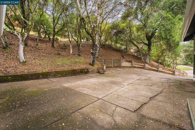 $1,095,000 | 1 Harris Hill Drive, Novato, CA 94947