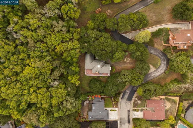 $1,095,000 | 1 Harris Hill Drive, Novato, CA 94947