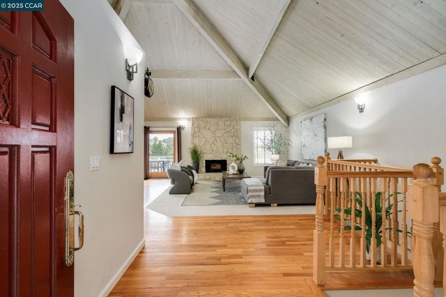 $1,095,000 | 1 Harris Hill Drive, Novato, CA 94947