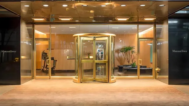 $1,700,000 | 15 West 53rd Street, Unit 40E | Midtown Central