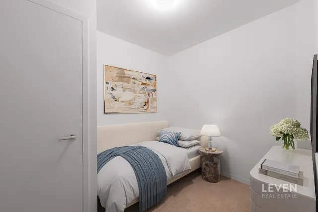 $1,700,000 | 15 West 53rd Street, Unit 40E | Midtown Central