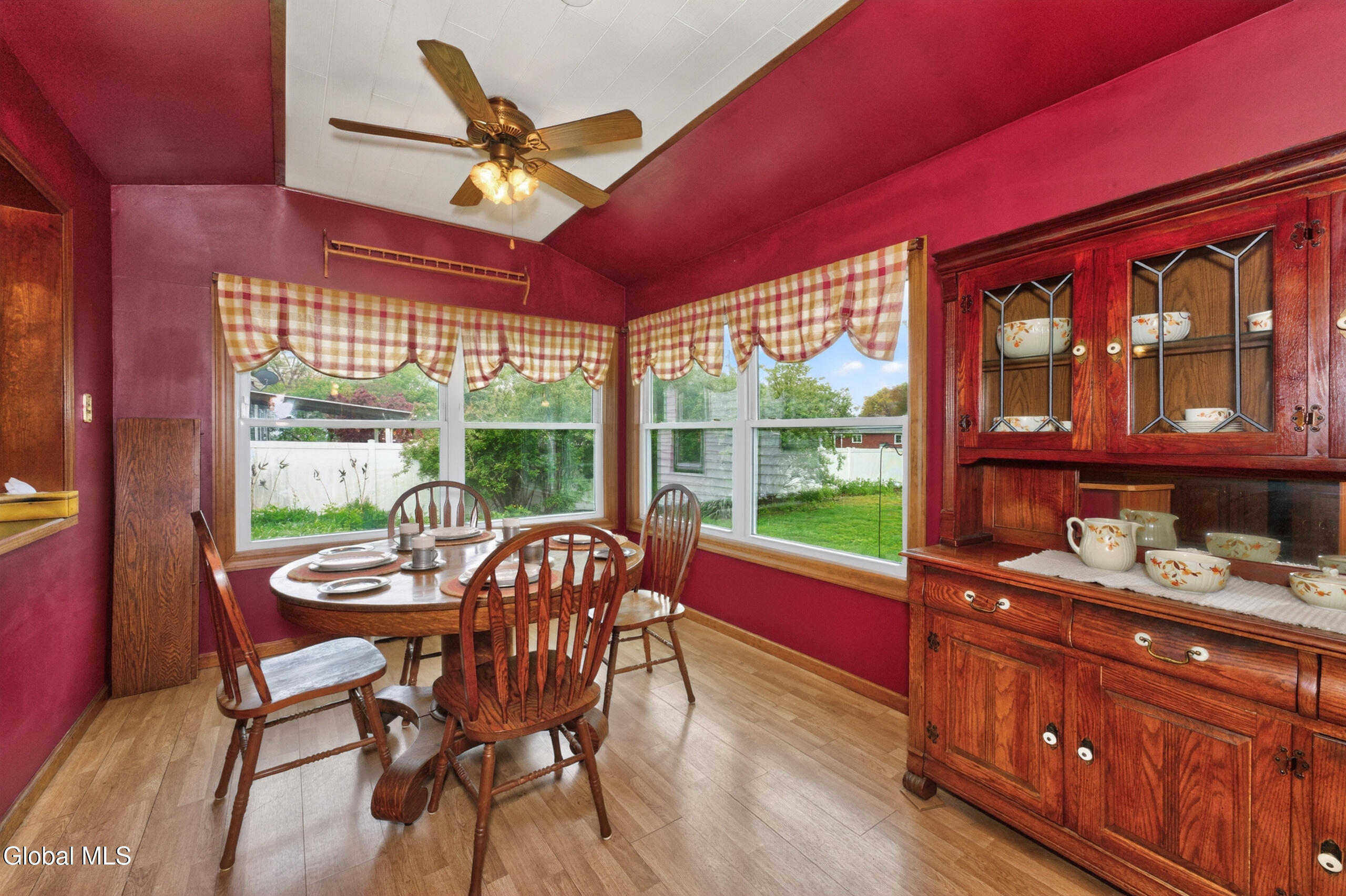1026 Dudley Road Rotterdam, NY 12303 - Photo 15 of 38 4 Diningroom 1