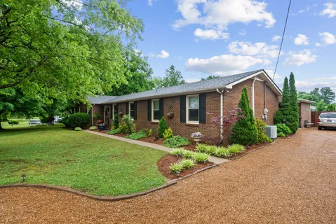 $835,000 | 101 Fairmont Drive, Franklin, TN 37064