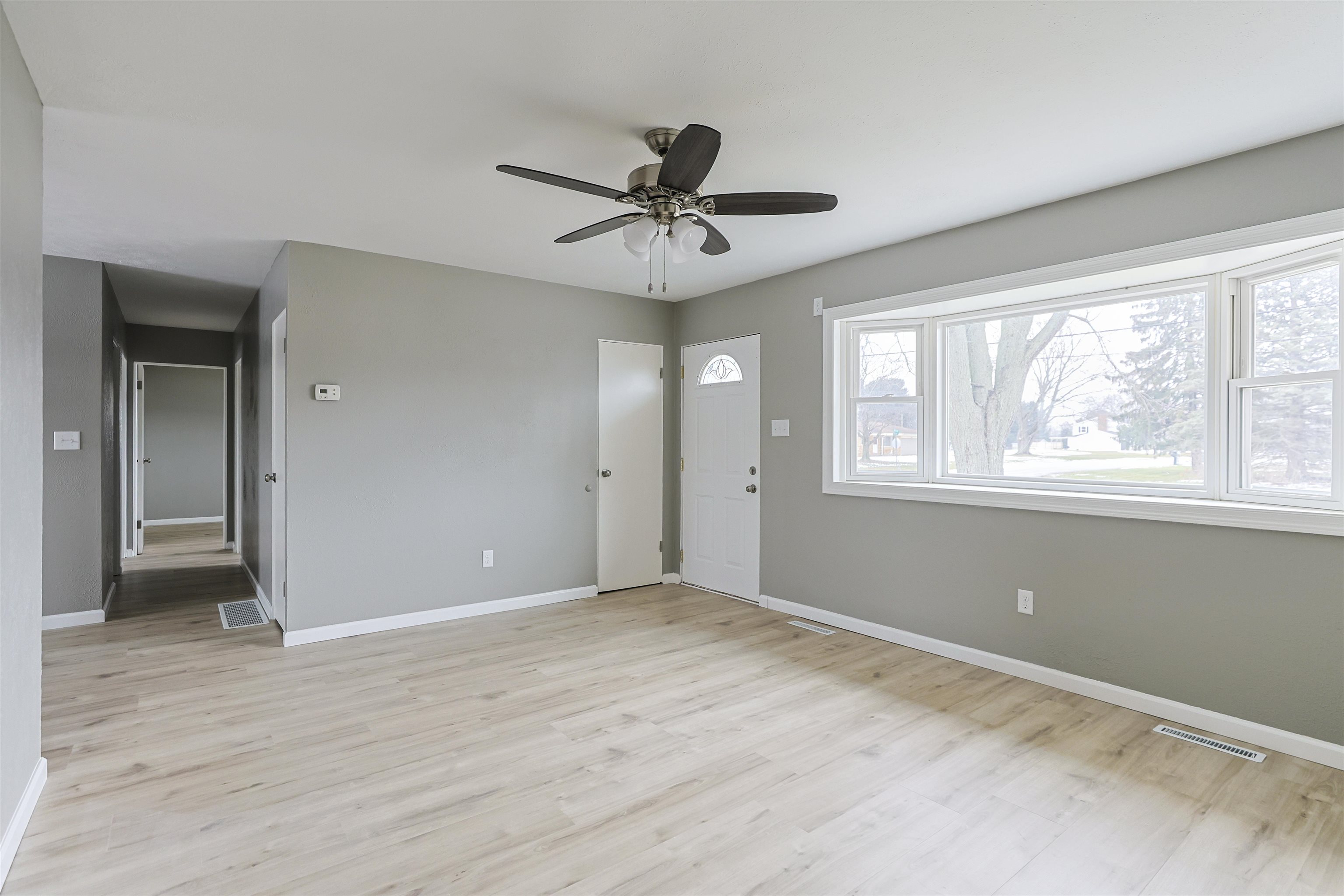23133 Brick Road South Bend, IN 46628 - Photo 5 of 36 Gallery Image 5