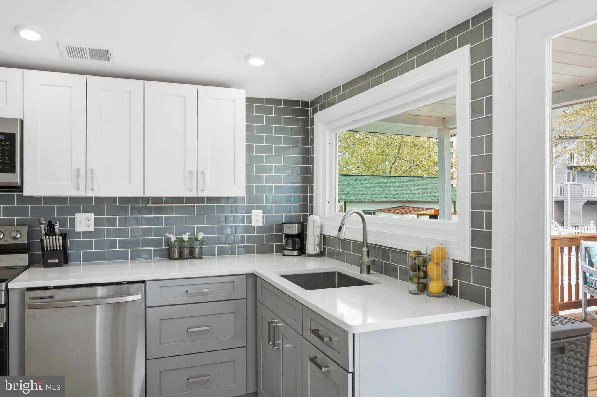 8329 Bayside Road Chesapeake Beach, MD 20732 - Photo 19 of 53 Kitchen