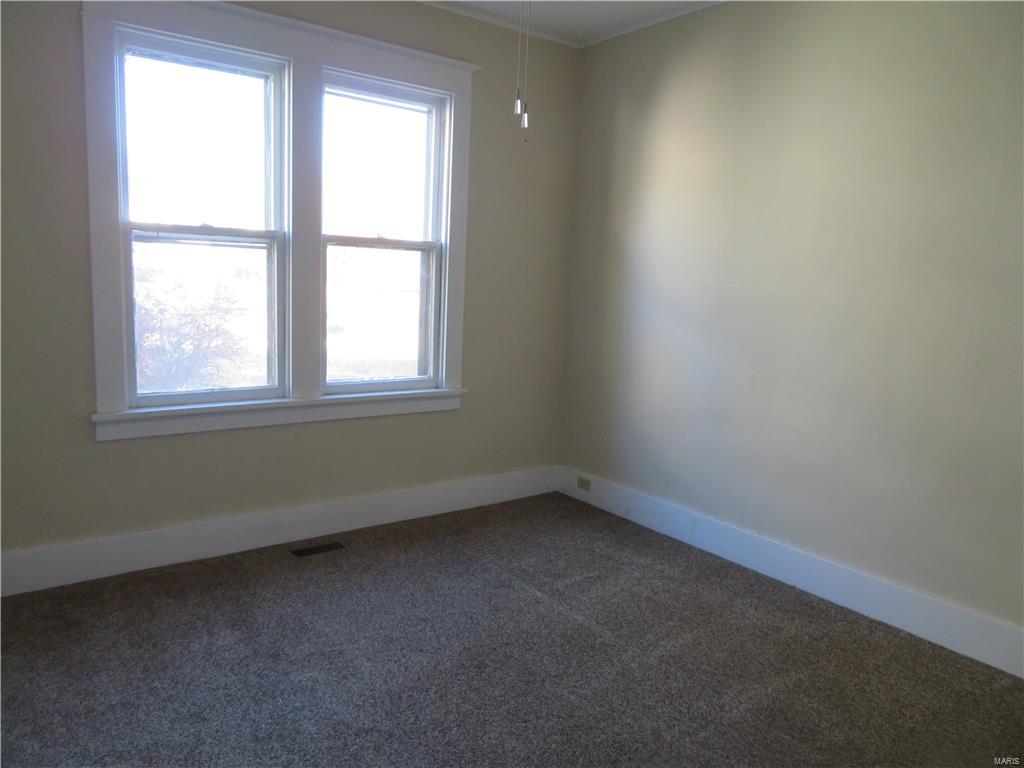 124 West 2nd Street Roxana, IL 62084 - Photo 19 of 40