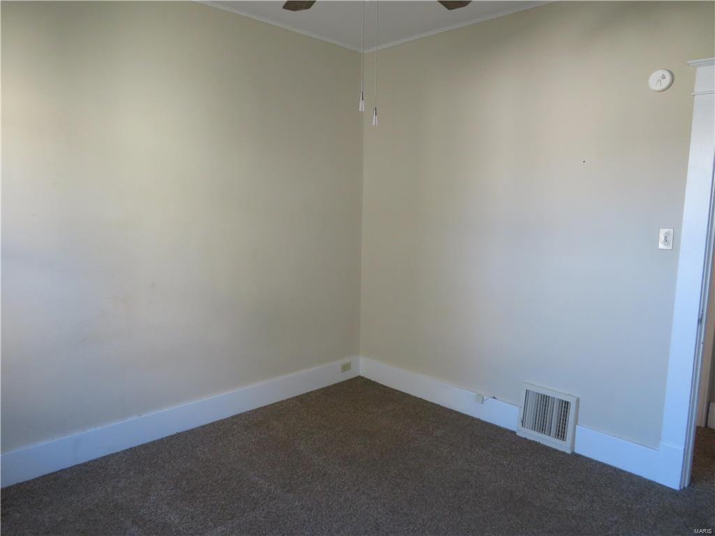 124 West 2nd Street Roxana, IL 62084 - Photo 22 of 40