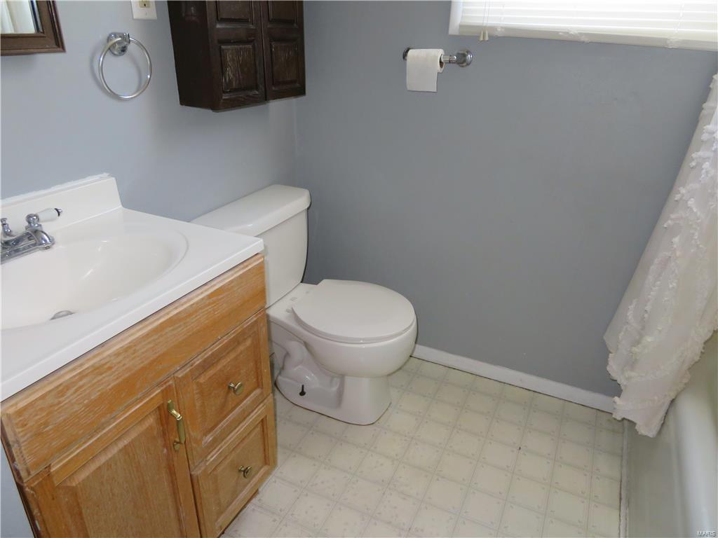 124 West 2nd Street Roxana, IL 62084 - Photo 24 of 40