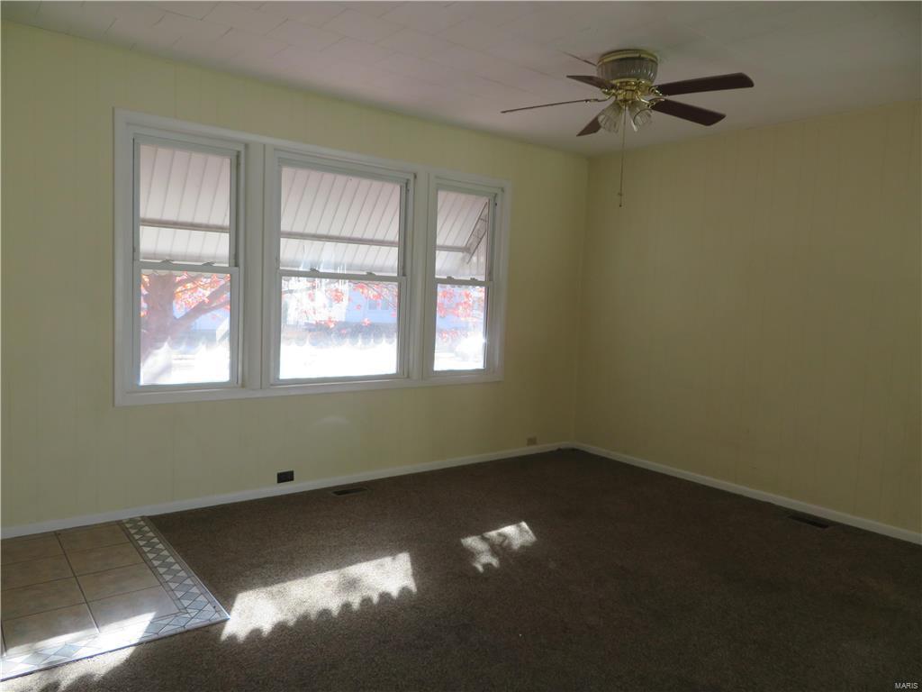 124 West 2nd Street Roxana, IL 62084 - Photo 4 of 40