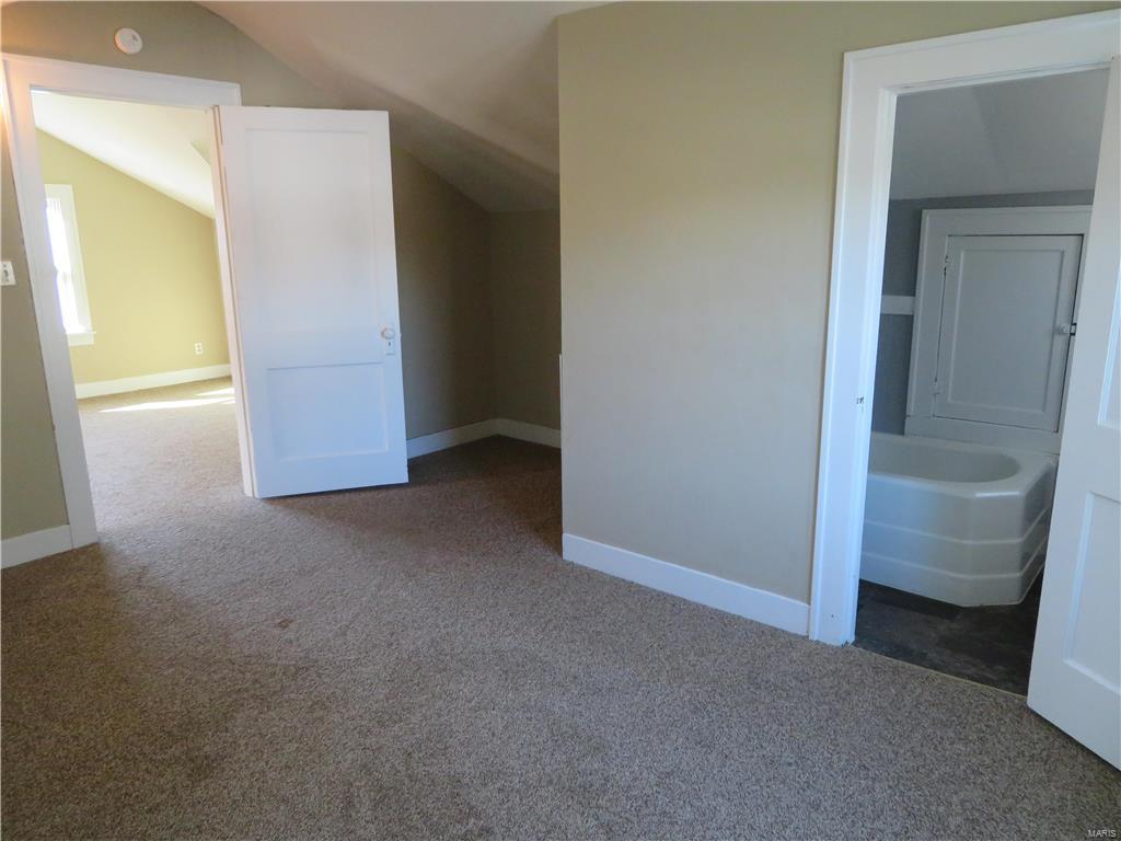124 West 2nd Street Roxana, IL 62084 - Photo 31 of 40