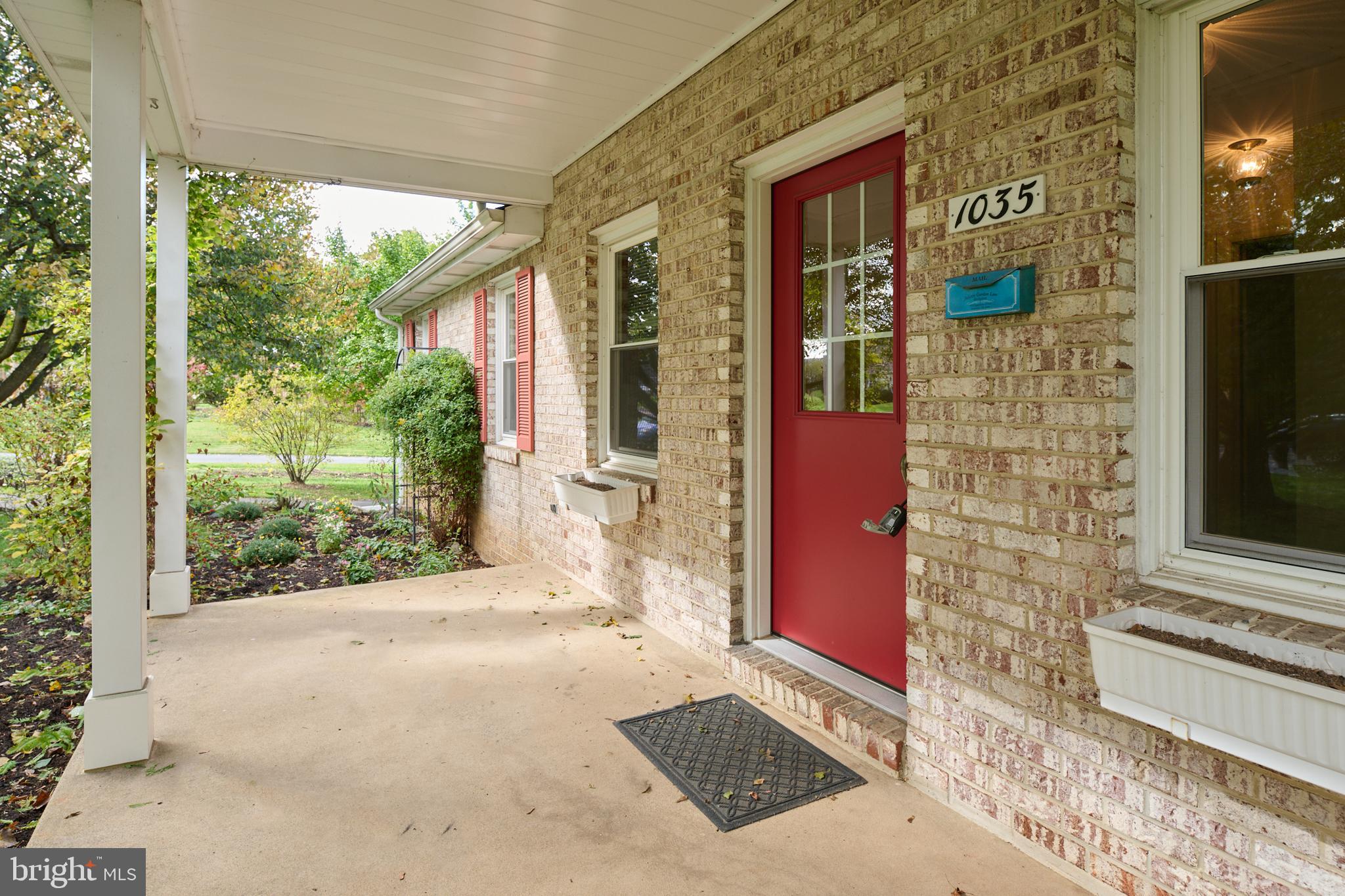 1035 Oak Ridge Avenue State College, PA 16801 - Photo 4 of 63 Gallery Image 4