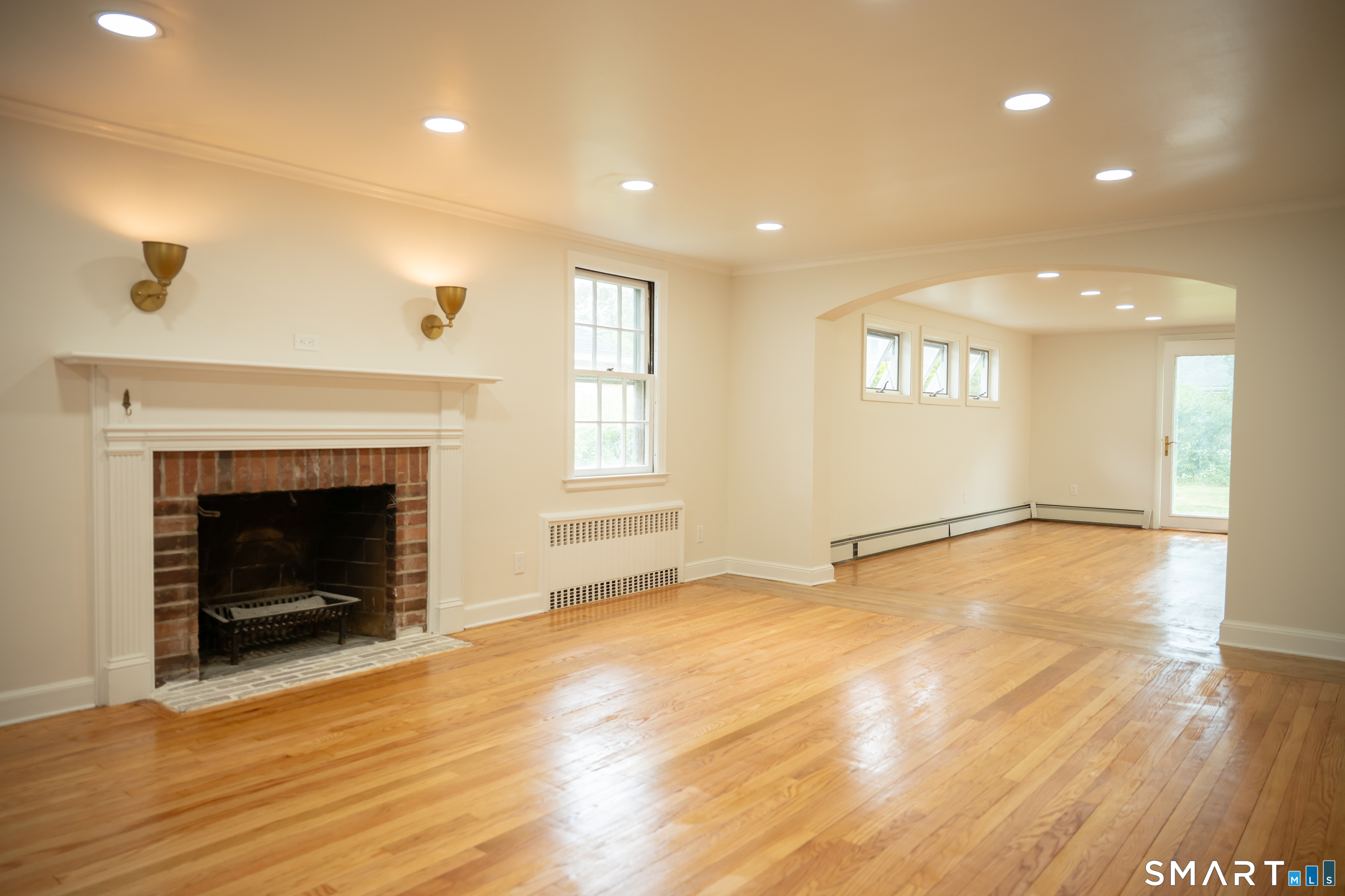 249 Ridge Road Wethersfield, CT 06109 - Photo 8 of 14