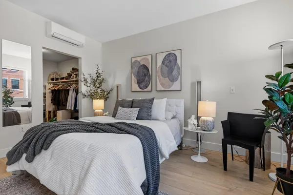 $679,000 | 383 Commercial Street, Unit 413, Portland, ME 04101