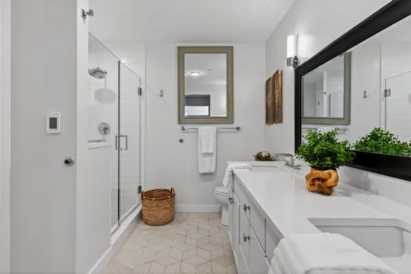 $679,000 | 383 Commercial Street, Unit 413, Portland, ME 04101