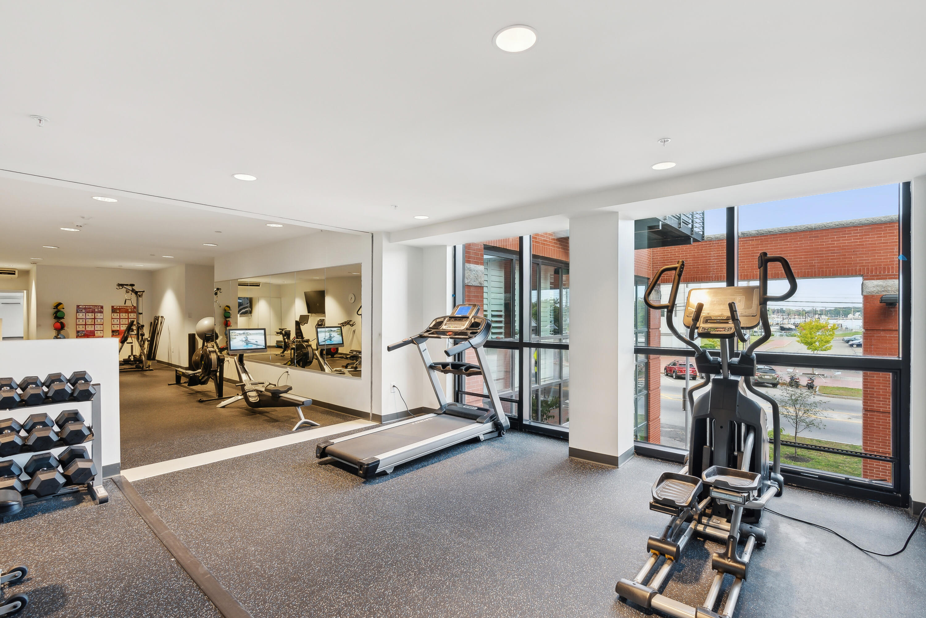 383 Commercial Street, Unit 413 Portland, ME 04101 - Photo 25 of 29 DSC00687