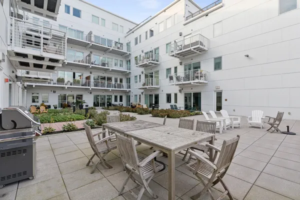 $679,000 | 383 Commercial Street, Unit 413, Portland, ME 04101