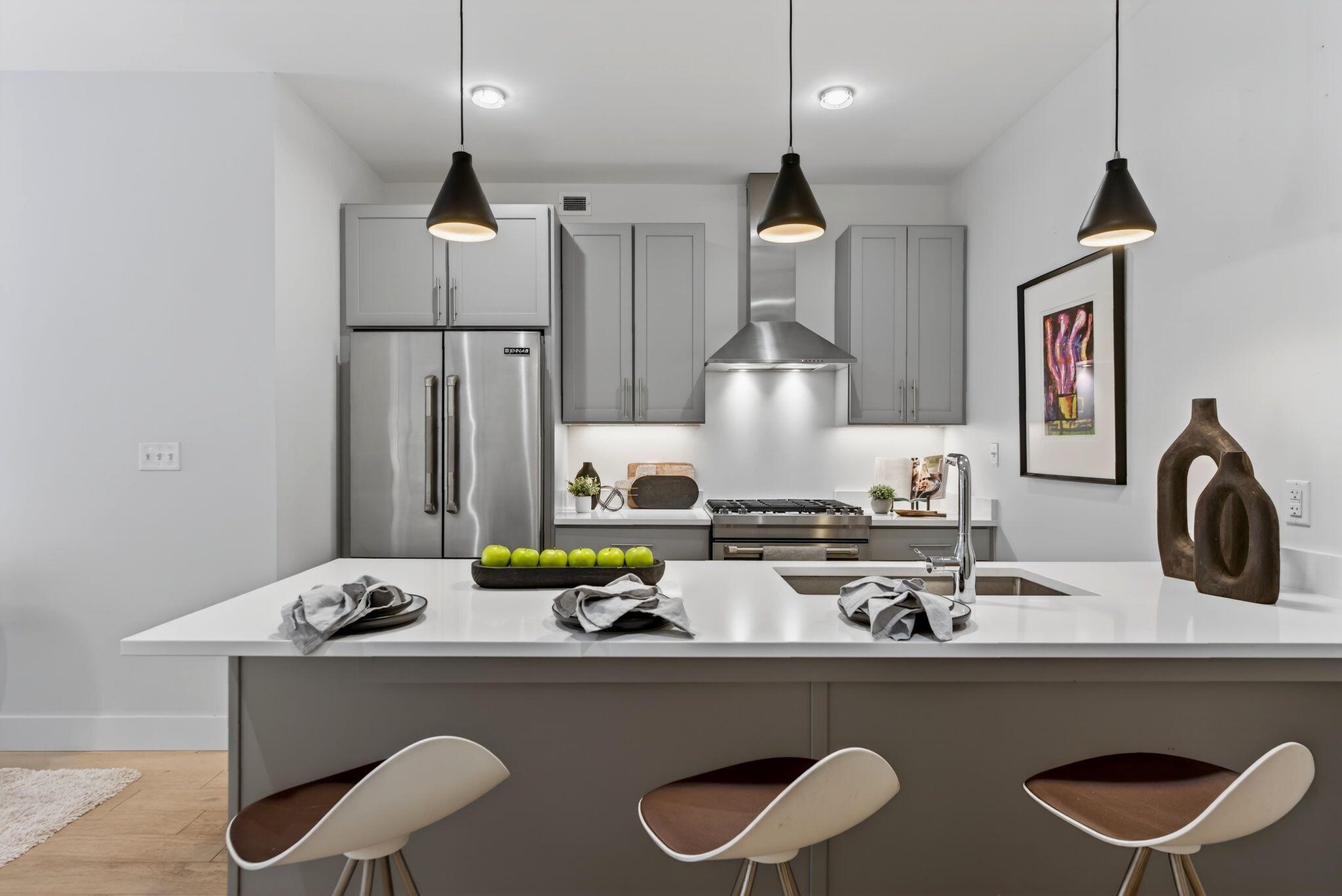 383 Commercial Street, Unit 413 Portland, ME 04101 - Photo 5 of 25 DSC06748