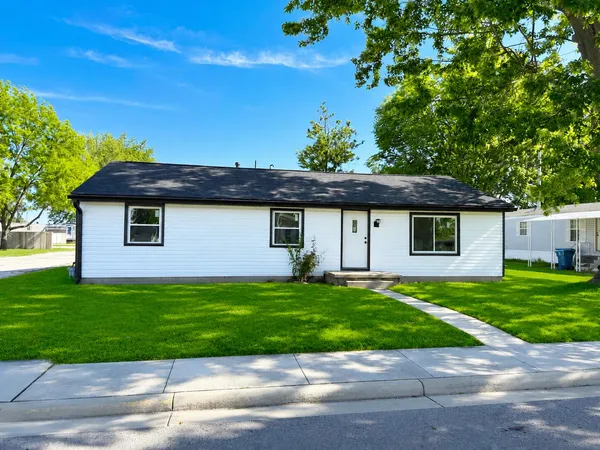 $179,900 | 600 Jackson Street, Jackson Center, OH 45334
