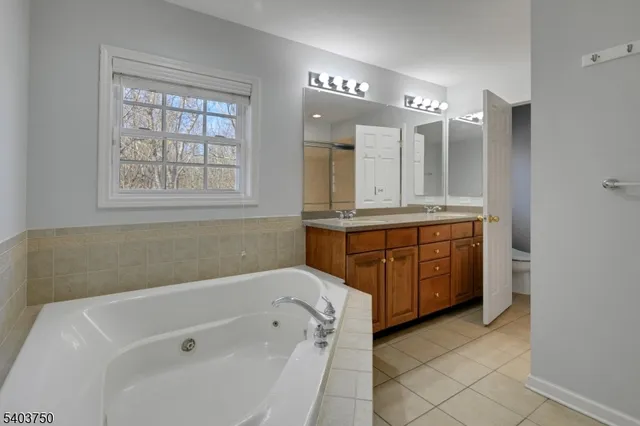 $915,000 | 12 Glades Drive, Denville, NJ 07834