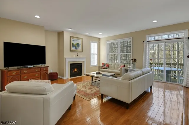 $915,000 | 12 Glades Drive, Denville, NJ 07834