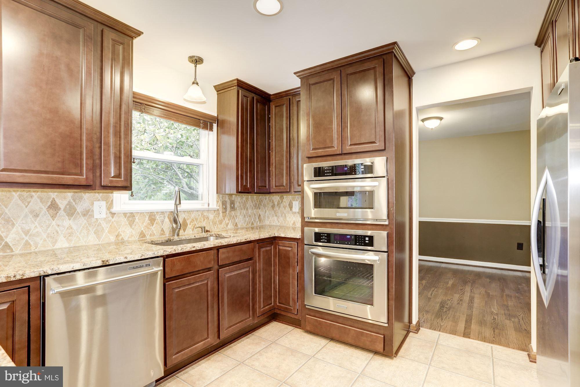 5184 Eliots Oak Road Columbia, MD 21044 - Photo 7 of 30 Kitchen