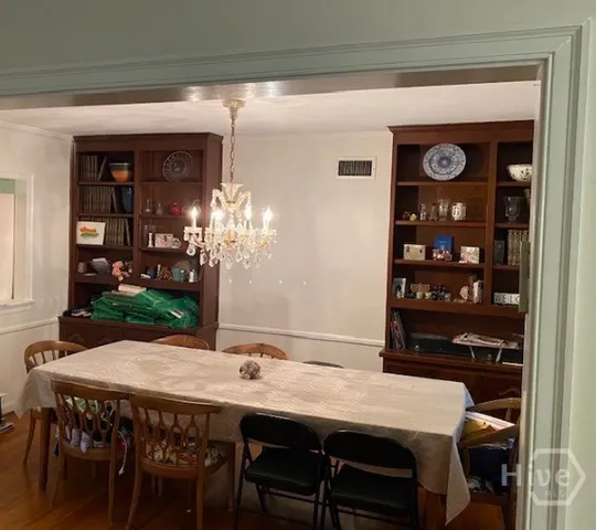 $2,499 | 5525 West Waters Drive, Savannah, GA 31406