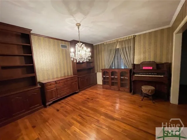 $2,499 | 5525 West Waters Drive, Savannah, GA 31406