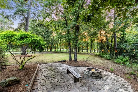 a outdoor view with sitting space