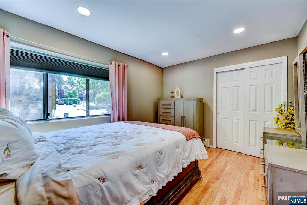 17 Independence Way Rockaway, NJ 07866 - Photo 32 of 48