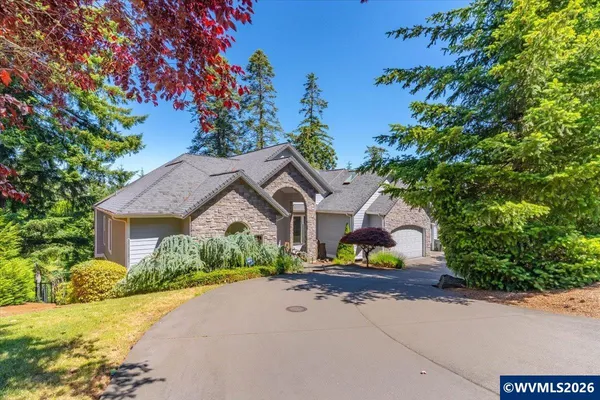 $1,365,000 | 595 Sahalee Court Southeast, Salem, OR 97306