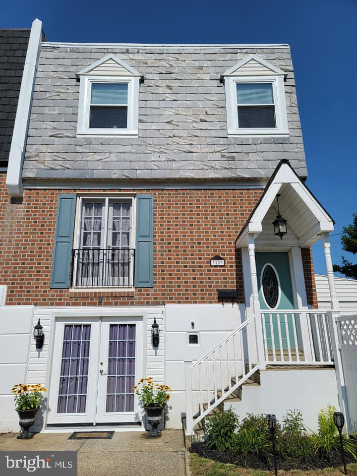 3229 Kilburn Road Philadelphia, PA 19114 - Photo 3 of 77 Gallery Image 3