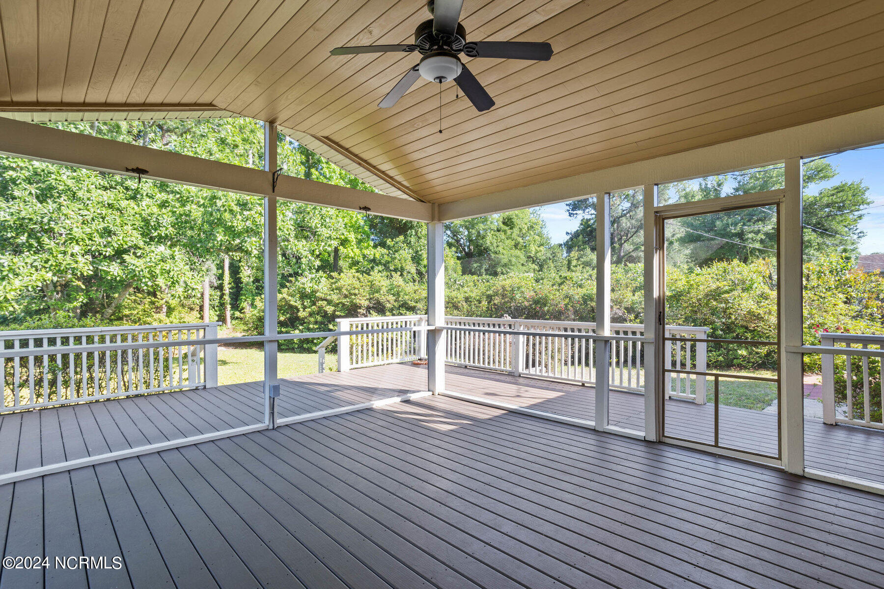 613 Robert E Lee Drive Wilmington, NC 28412 - Photo 25 of 28 025_613_robert_e_lee-25