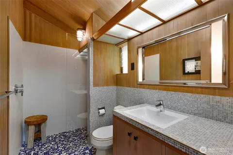 $2,600,000 | 16720 15th Avenue Northwest, Shoreline, WA 98177