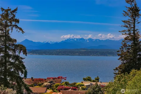 $2,600,000 | 16720 15th Avenue Northwest, Shoreline, WA 98177