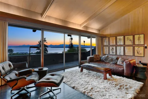 $2,600,000 | 16720 15th Avenue Northwest, Shoreline, WA 98177