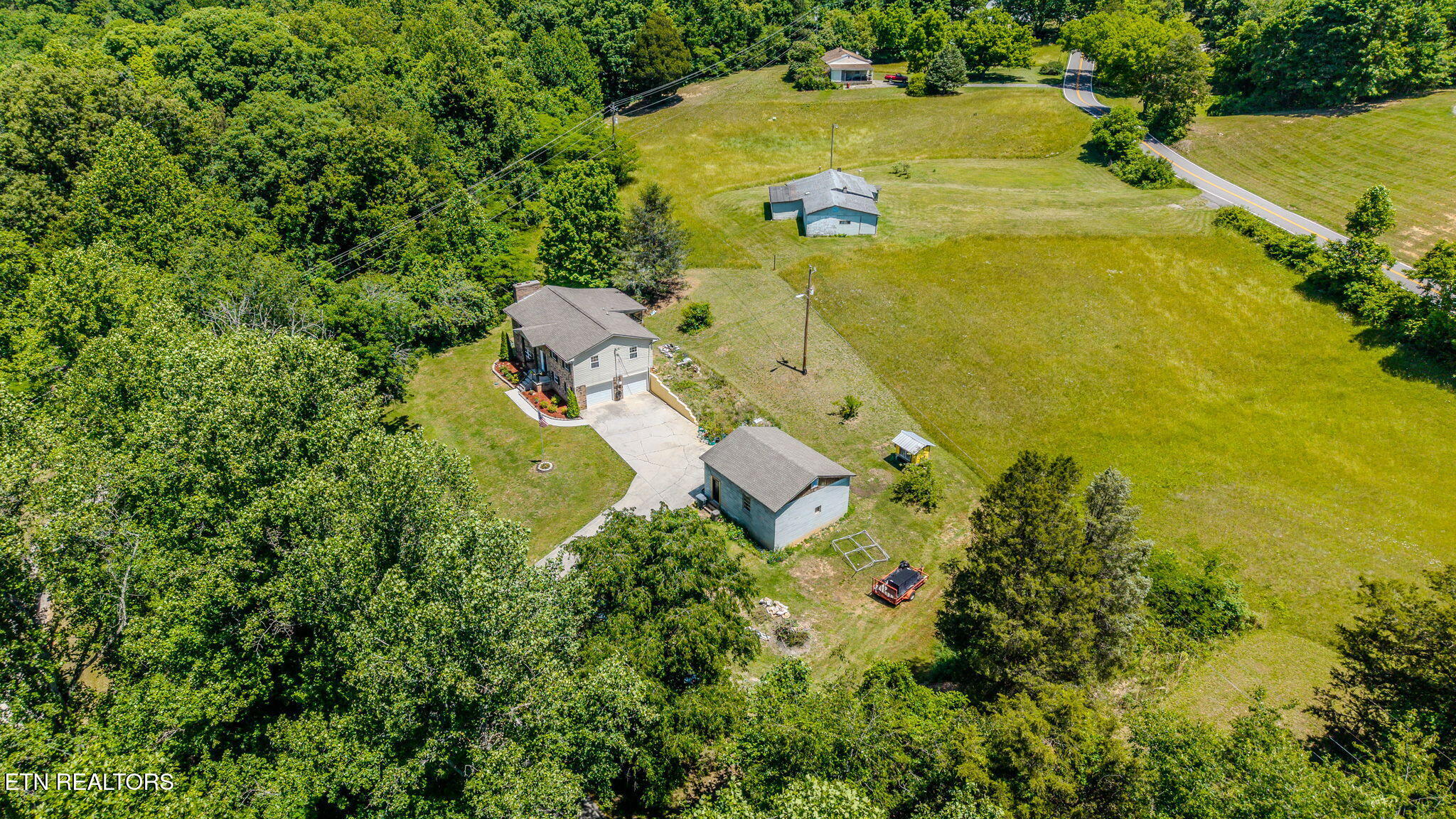 8544 Pedigo Road Powell, TN 37849 - Photo 35 of 35 33-web-or-mls-DJI_20260514135034_0607_D