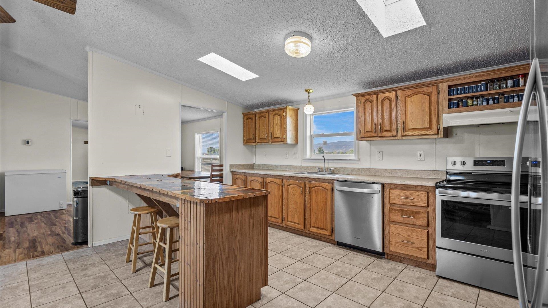 1260 N Road Loma, CO 81524 - Photo 14 of 33 Gallery Image 14