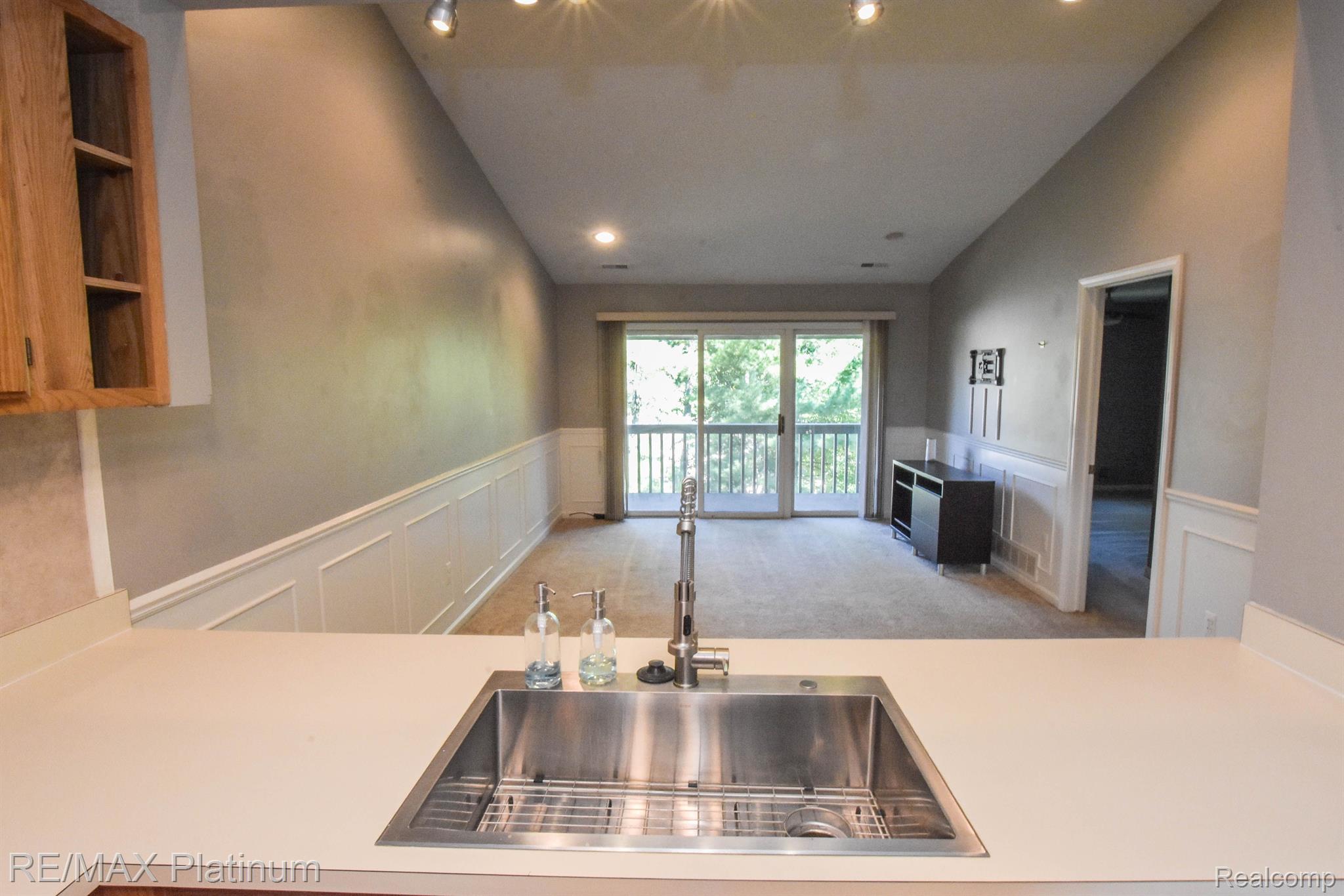900 Ridge Court Brighton, MI 48116 - Photo 14 of 40 Gallery Image 14