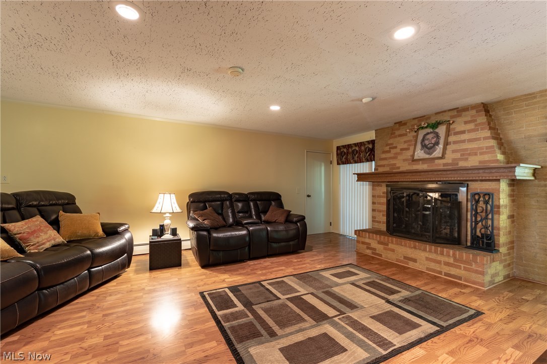5976 Chapel Road Madison, OH 44057 - Photo 4 of 35